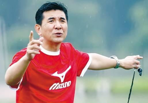 明日湖人客战森林狼：雷迪什大概率出战詹姆斯浓眉出战成疑明日NBA常规赛，湖人客场挑战森林狼。
